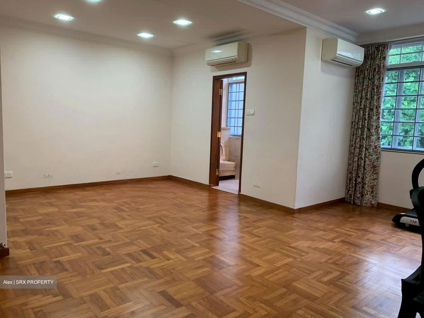 Clementi Gardens (D21), Terrace #572933621